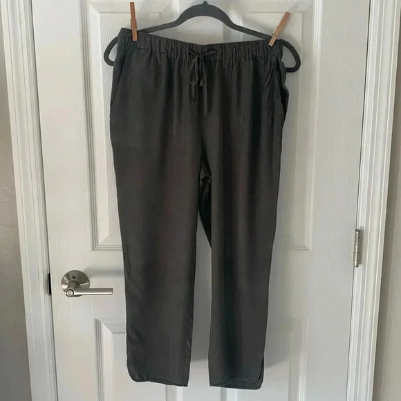 Boden Silk blend elastic waist drawstring crop pants - Picture 1 of 5